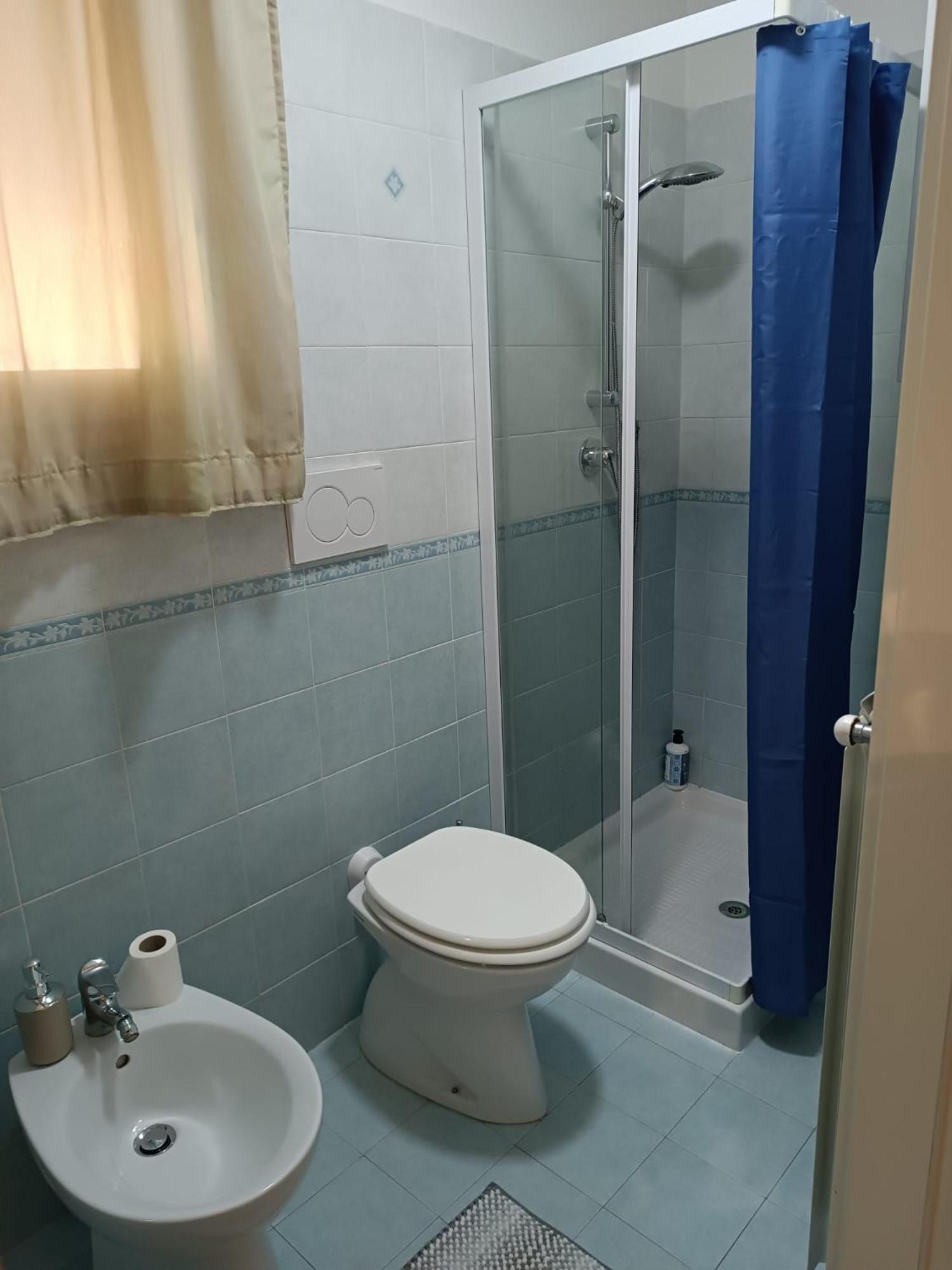 Armareaoverseassuites 1 Fiumicino Bagian luar foto